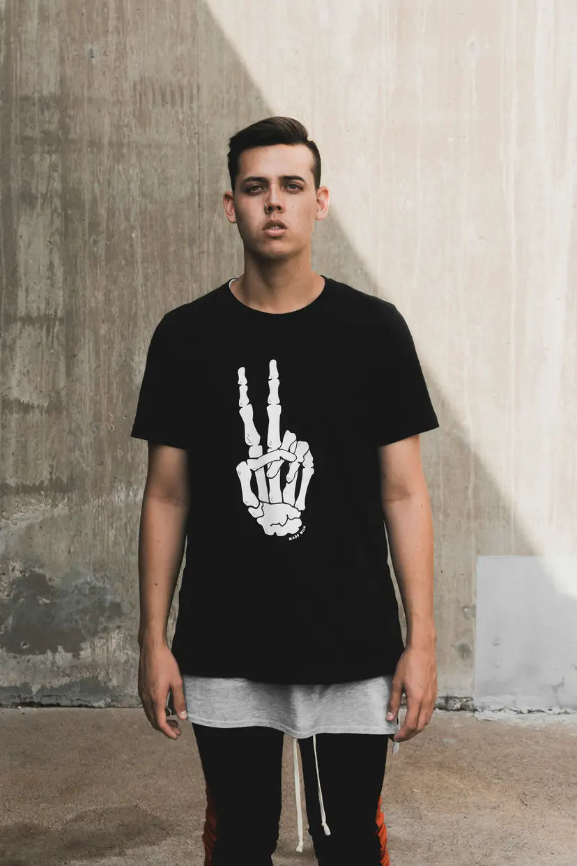 Tee Skull Peace